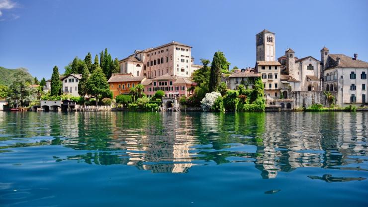 Lago d'Orta Minibus Tour