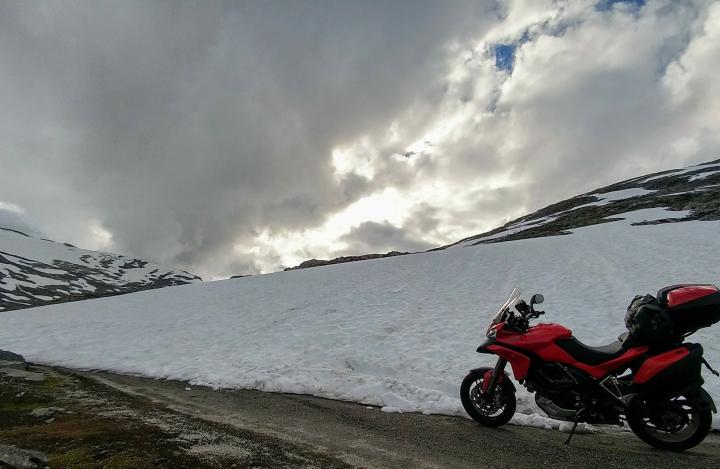 Snow bike