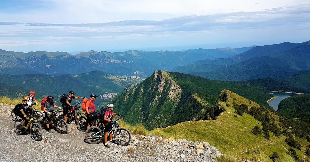 Tour in eBike e Mountain bike